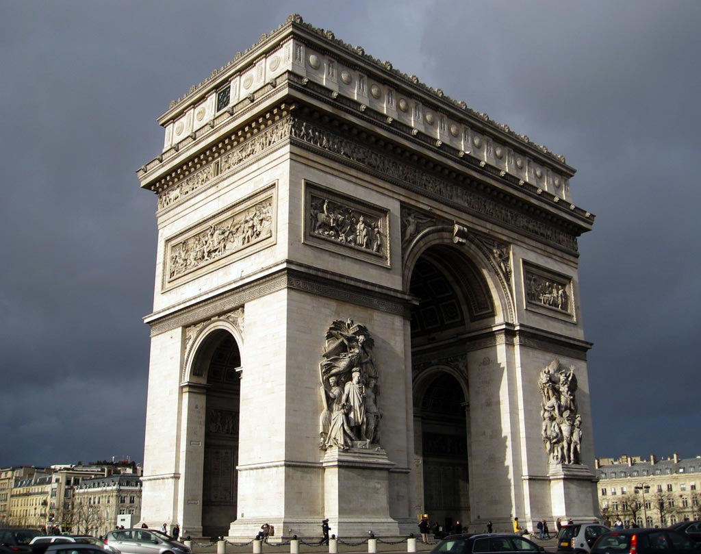 moody_triomphe