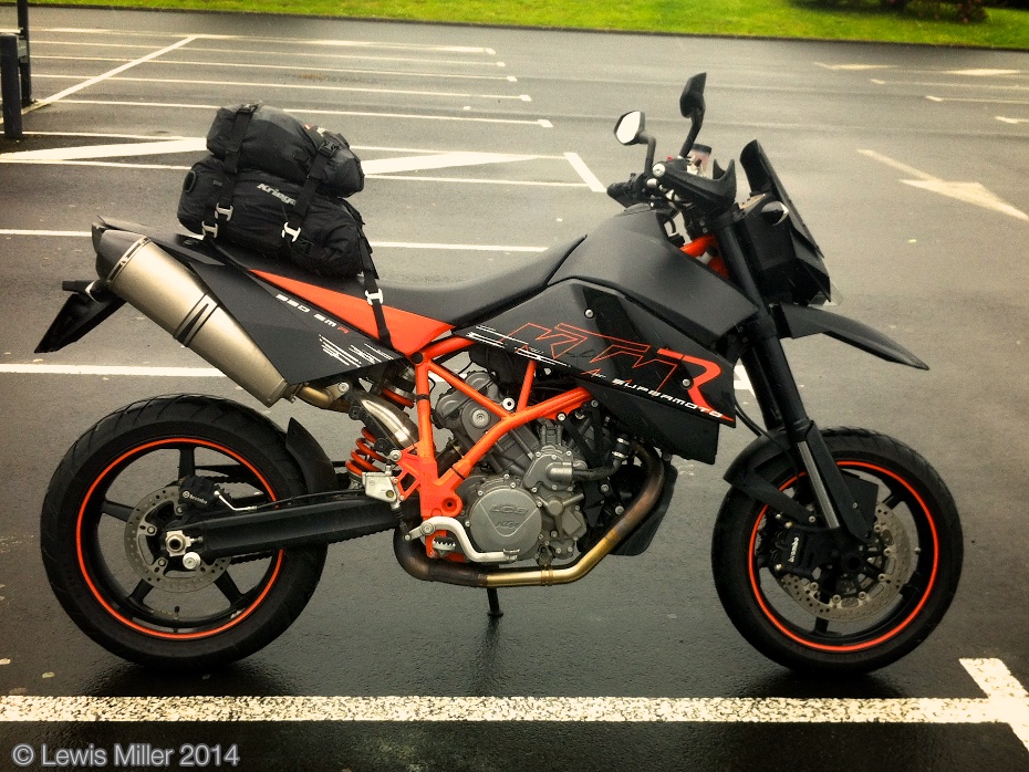 KTM_950_SMR_01