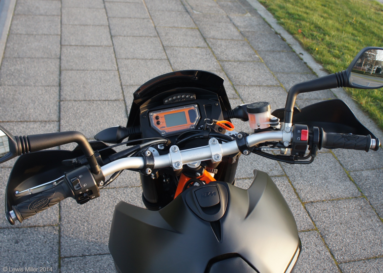 KTM_950_SMR_11